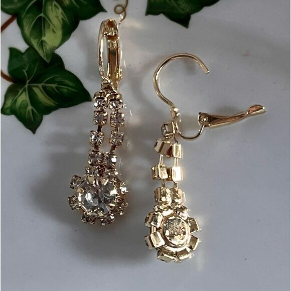 Rhinestone Gold Tone Lever Back Earrings NWT - Picture 6 of 9